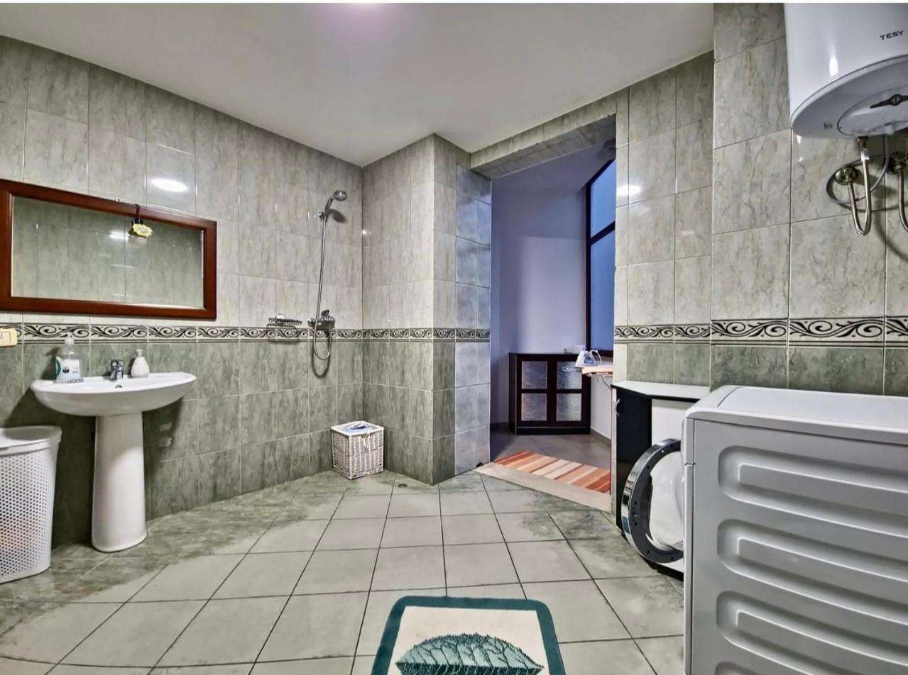 Rita Apartment ティラナ エクステリア 写真